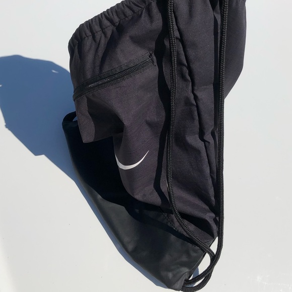 Nike Sackpack Backpack Drawstring Gym Bag With Heavily Reinforced Bottom - Picture 11 of 14